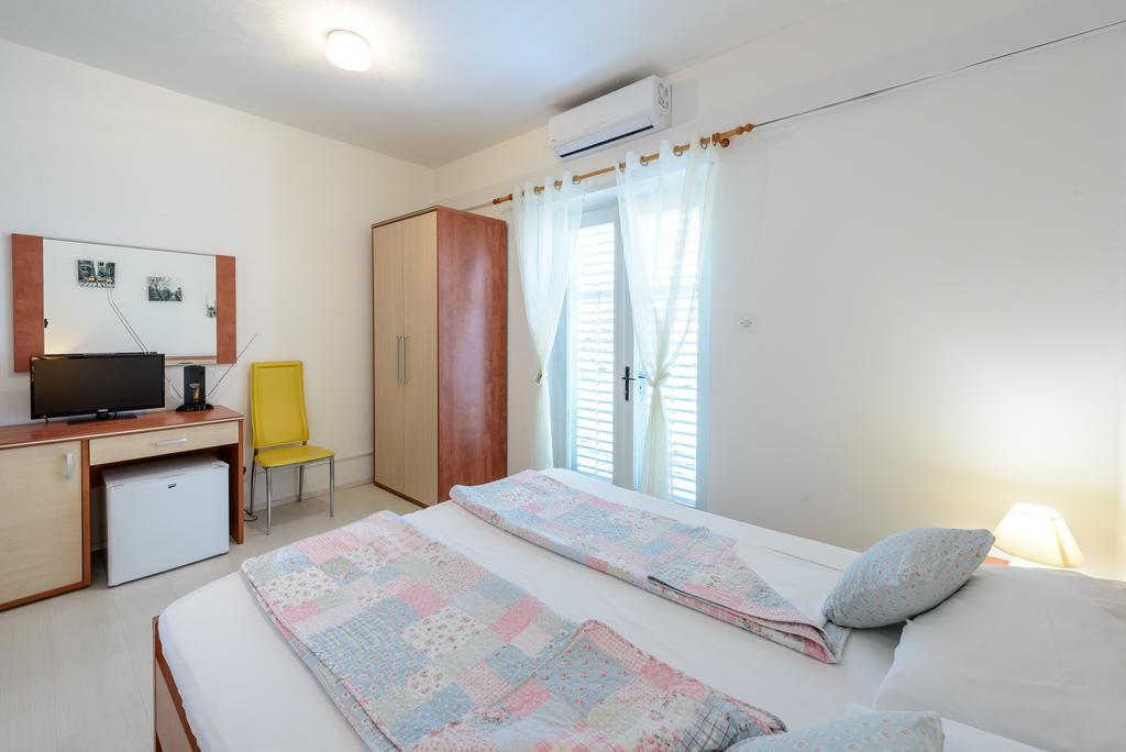 Bellevue Guest house 3*