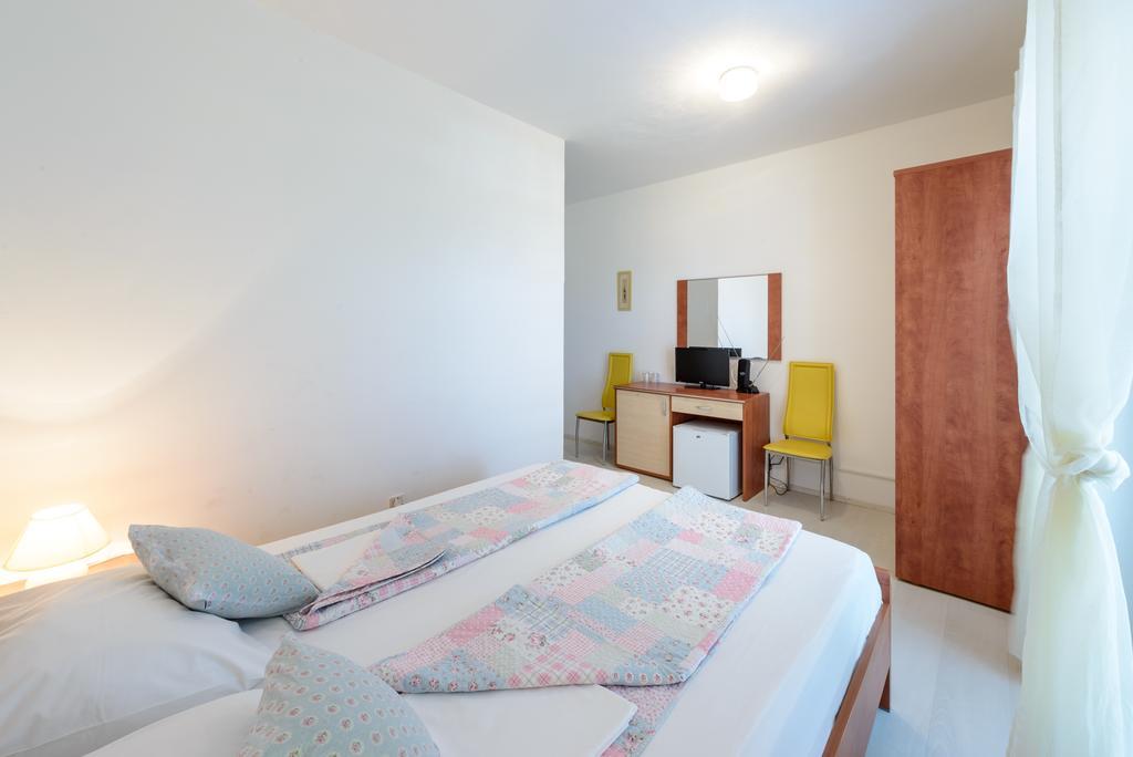 Bellevue 3* Cavtat